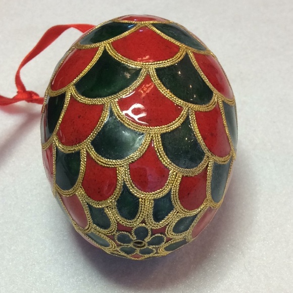 FINAL SALE PRICE Dillard’s Cloisonné Pine Cone Ornament w/Red Box - Picture 4 of 8